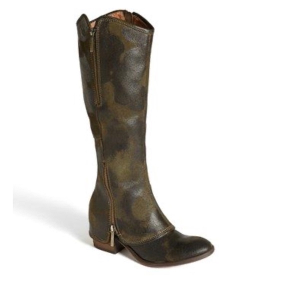 Donald J Pliner Devi 3 Tall Boots Knee High Distressed Oiled Suede Leather 8.5 - Picture 1 of 16